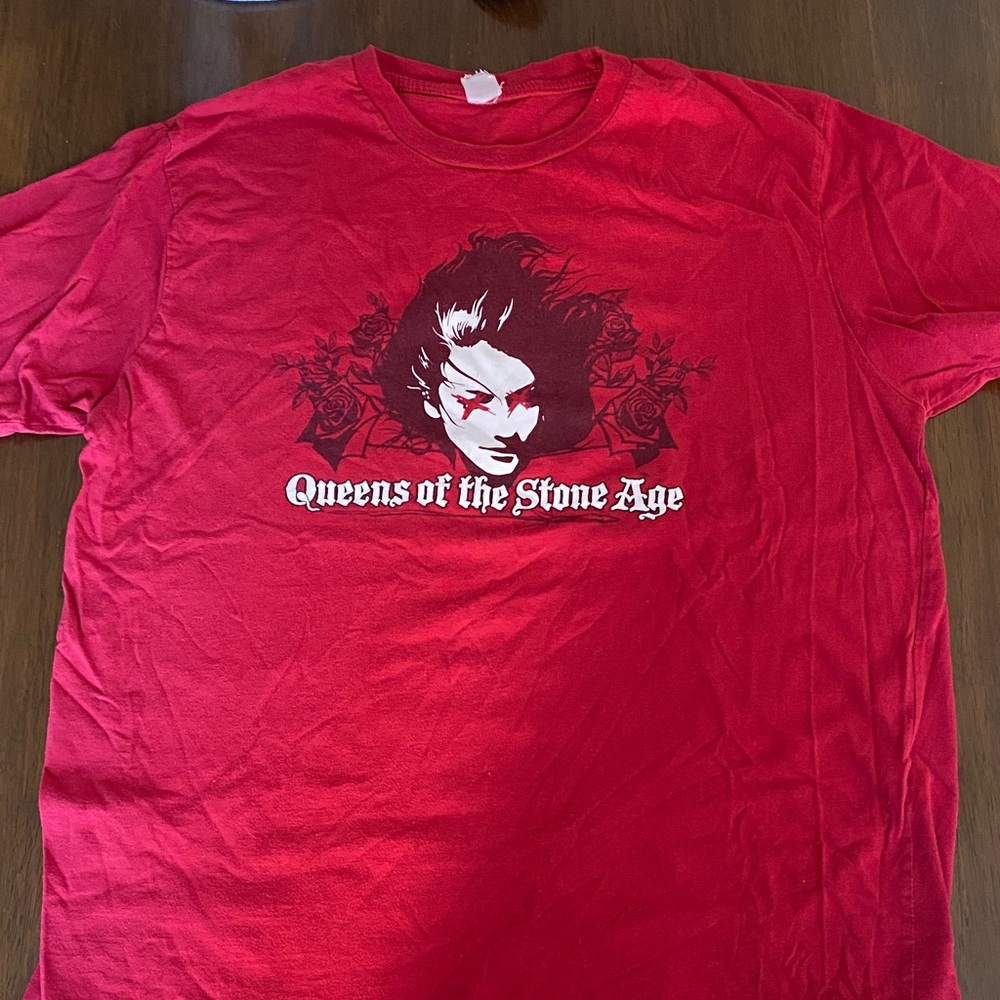 Queens of the Stone Age Red Graphic T-Shirt